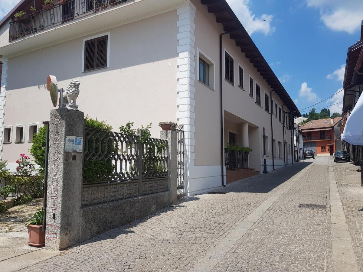 Mongiana Hotel Ristorante Degli Amici מראה חיצוני תמונה